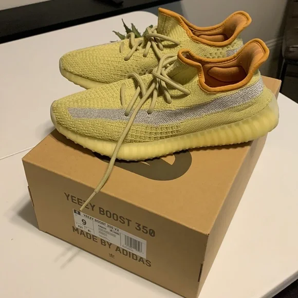Yeezy | Shoes | Used Like New Size 9 Mens Yeezy Boost 35  display picture 1